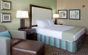 Holiday Inn Express & Suites Logan By Ihg